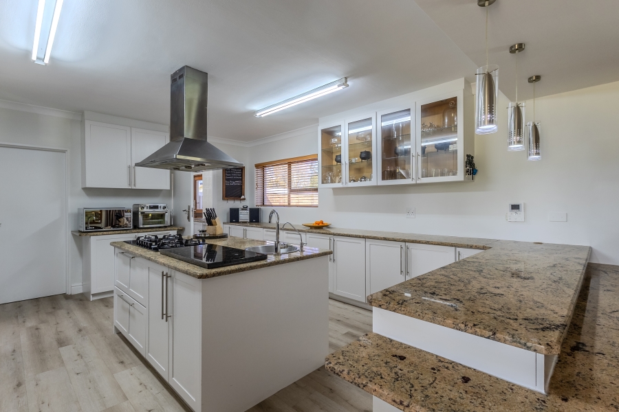 3 Bedroom Property for Sale in Vierlanden Western Cape